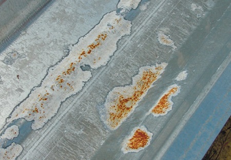 металл с коррозией